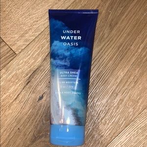 Bath & Body Works Under Water Oasis Body Cream